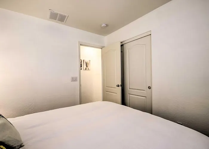 2 Mi To Ballpark! 'desert House' Holiday home Goodyear